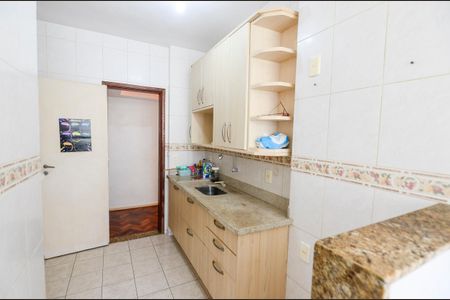 Apartamento para alugar com 80m², 2 quartos e 1 vaga Apartamento para alugar com 80m², 2 quartos e 1 vagaCozinha