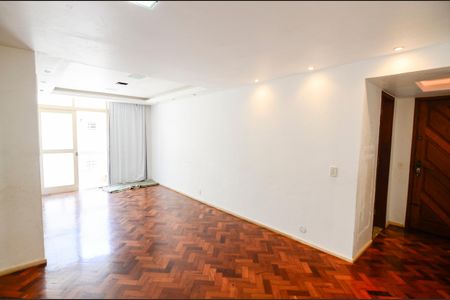 Apartamento para alugar com 80m², 2 quartos e 1 vaga Apartamento para alugar com 80m², 2 quartos e 1 vagaSala