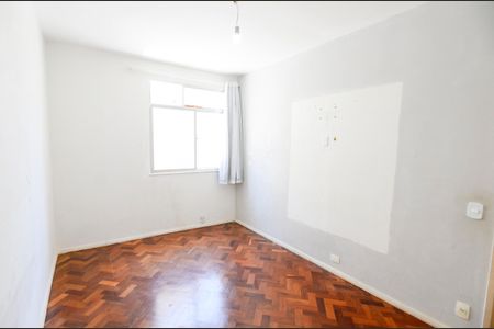 Apartamento para alugar com 80m², 2 quartos e 1 vaga Apartamento para alugar com 80m², 2 quartos e 1 vagaQuarto 2