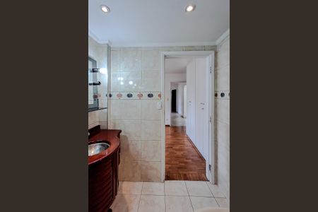 Apartamento à venda com 117m², 3 quartos e 1 vagaBanheiro da Suíte