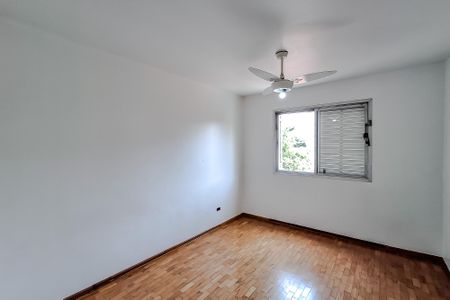 Apartamento à venda com 117m², 3 quartos e 1 vagaQuarto 2