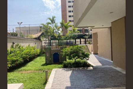 Apartamento à venda com 132m², 4 quartos e 3 vagas