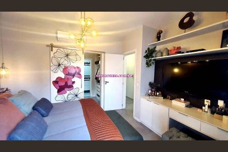 Casa à venda com 3 quartos, 260m² em Indianópolis, São Paulo