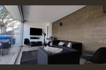 Casa à venda com 4 quartos, 379m² em Indianópolis, São Paulo