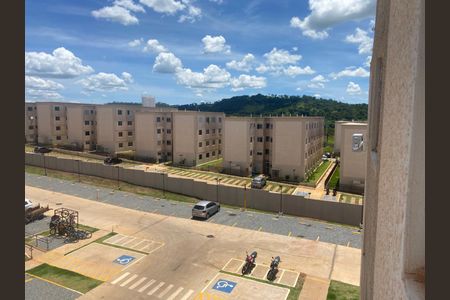 Apartamento para alugar com 2 quartos, 48m² em Jardim Guanabara, Goiânia