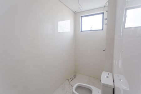 Apartamento à venda com 207m², 3 quartos e 3 vagasBanheiro da Semi-Suíte 1 e 2 