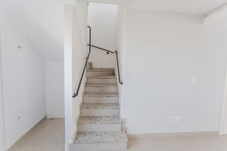 Apartamento à venda com 207m², 3 quartos e 3 vagasEscada de Acesso a Cobertura