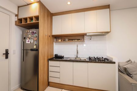 Apartamento à venda com 28m², 1 quarto e 1 vaga Apartamento à venda com 28m², 1 quarto e 1 vagaCozinha e Área de Serviço
