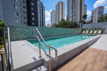 Apartamento à venda com 28m², 1 quarto e 1 vaga Apartamento à venda com 28m², 1 quarto e 1 vagaÁrea comum - Piscina