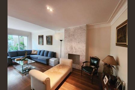 Casa à venda com 3 quartos, 370m² em Real Parque, São Paulo