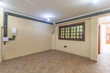 Casa para alugar com 100m², 2 quartos e 1 vaga Casa para alugar com 100m², 2 quartos e 1 vagaGaragem