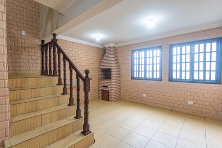 Casa para alugar com 100m², 2 quartos e 1 vaga Casa para alugar com 100m², 2 quartos e 1 vagaSala