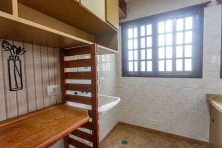 Casa para alugar com 100m², 2 quartos e 1 vaga Casa para alugar com 100m², 2 quartos e 1 vagaÁrea de serviço