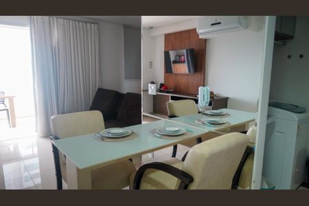 Cozinha de apartamento para alugar com 1 quarto, 55m² em Setor Oeste, Goiânia