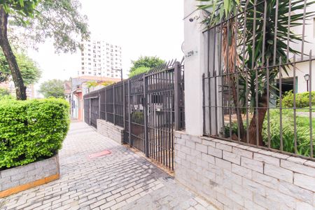 Apartamento para alugar com 70m², 2 quartos e 1 vagaFachada