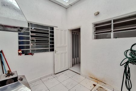 Casa para alugar com 75m², 2 quartos e sem vagaÁrea externa