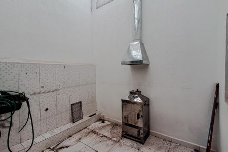 Casa para alugar com 75m², 2 quartos e sem vagaÁrea externa