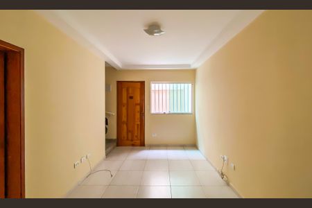 Sala/Cozinha de casa de condomínio para alugar com 2 quartos, 54m² em Vila Ponte Rasa, São Paulo