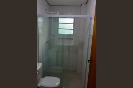 Banheiro de casa para alugar com 1 quarto, 70m² em Pestana, Osasco