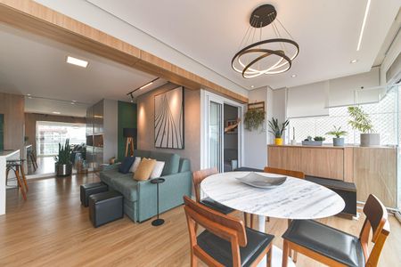 Apartamento à venda com 72m², 2 quartos e 2 vagas Apartamento à venda com 72m², 2 quartos e 2 vagasVaranda