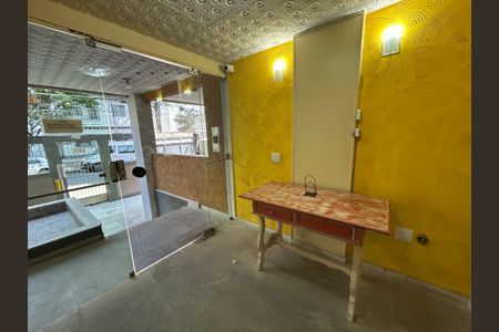 Apartamento para alugar com 75m², 2 quartos e 1 vagaHall de entrada