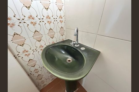 Apartamento para alugar com 75m², 2 quartos e 1 vagaBanheiro - torneira
