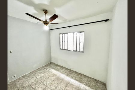 Sala de casa para alugar com 2 quartos, 125m² em Jardim Primavera, São Paulo