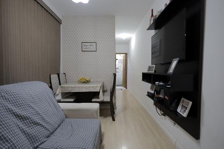 Sala de apartamento à venda com 2 quartos, 47m² em Vila Tibiriçá, Santo André