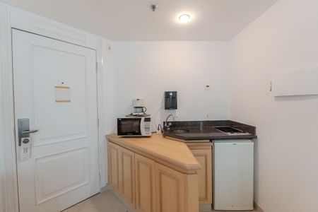 Apartamento à venda com 33m², 1 quarto e 1 vaga Apartamento à venda com 33m², 1 quarto e 1 vagaCozinha