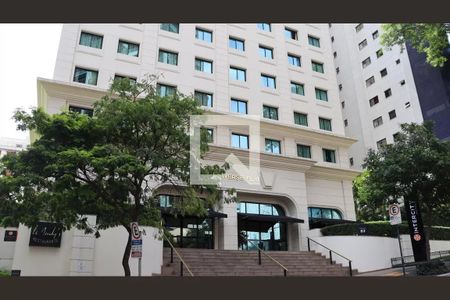 Apartamento à venda com 33m², 1 quarto e 1 vaga Apartamento à venda com 33m², 1 quarto e 1 vagaFachada