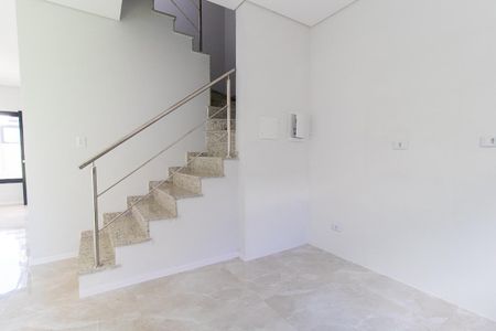 Casa de condomínio para alugar com 110m², 2 quartos e 2 vagasCozinha - Armários