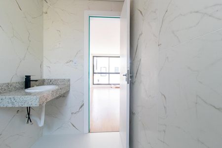 Casa de condomínio para alugar com 110m², 2 quartos e 2 vagasBanheiro da Suíte