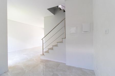 Casa de condomínio para alugar com 110m², 2 quartos e 2 vagasCozinha - Armários