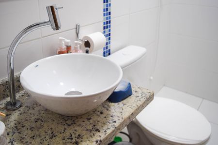 Casa à venda com 96m², 3 quartos e 2 vagasBanheiro