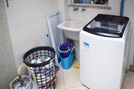 Casa à venda com 96m², 3 quartos e 2 vagasÁrea de Serviço