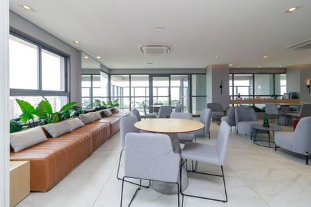 Apartamento à venda com 77m², 2 quartos e 1 vaga Apartamento à venda com 77m², 2 quartos e 1 vagaSalão de Festas