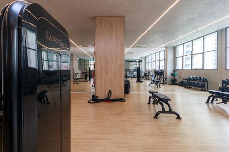 Apartamento à venda com 77m², 2 quartos e 1 vaga Apartamento à venda com 77m², 2 quartos e 1 vagaAcademia