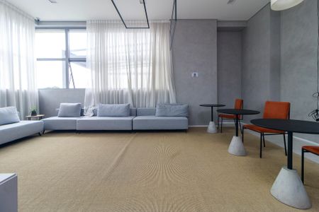 Apartamento à venda com 77m², 2 quartos e 1 vaga Apartamento à venda com 77m², 2 quartos e 1 vagaCoworking