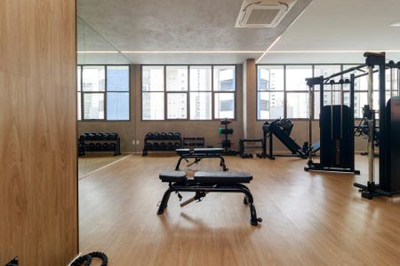 Apartamento à venda com 77m², 2 quartos e 1 vaga Apartamento à venda com 77m², 2 quartos e 1 vagaAcademia