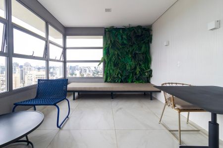 Apartamento à venda com 77m², 2 quartos e 1 vaga Apartamento à venda com 77m², 2 quartos e 1 vagaChurrasqueira