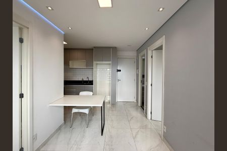 Sala  de apartamento para alugar com 2 quartos, 34m² em Santo Amaro, São Paulo