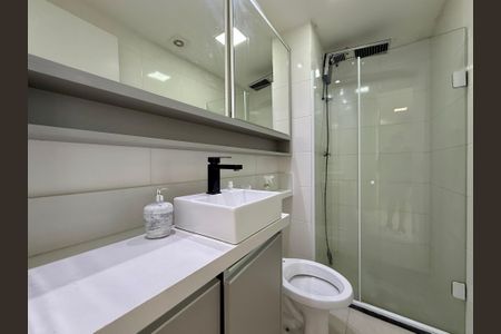 Apartamento para alugar com 34m², 2 quartos e sem vagaBanheiro 