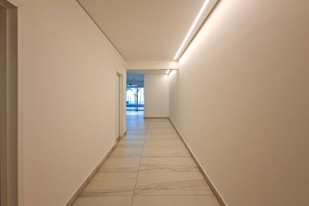 Apartamento para alugar com 70m², 2 quartos e 2 vagas Apartamento para alugar com 70m², 2 quartos e 2 vagasHall de entrada