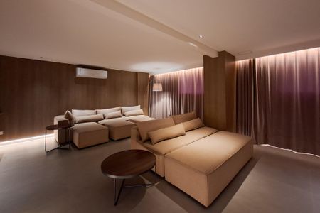 Apartamento para alugar com 70m², 2 quartos e 2 vagas Apartamento para alugar com 70m², 2 quartos e 2 vagasCinema