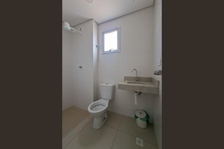 Apartamento para alugar com 70m², 2 quartos e 2 vagas Apartamento para alugar com 70m², 2 quartos e 2 vagasBanheiro