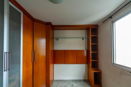 Quarto 2 de apartamento para alugar com 2 quartos, 59m² em Santa Terezinha, São Bernardo do Campo