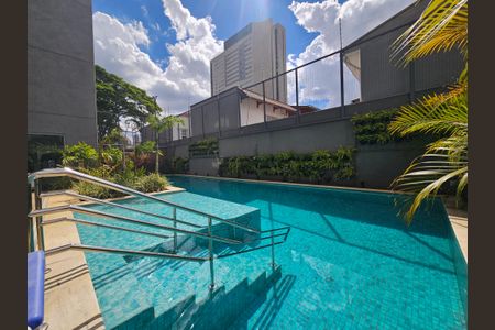 Apartamento para alugar com 33m², 1 quarto e sem vagaÁrea comum - Piscina