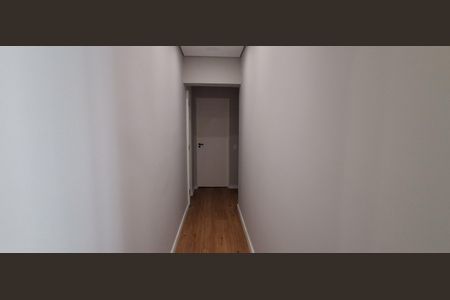 Corredor  de apartamento para alugar com 3 quartos, 70m² em Rudge Ramos, São Bernardo do Campo