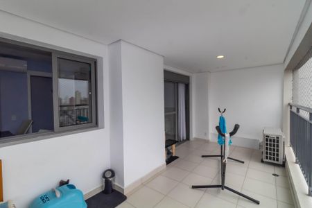 Apartamento à venda com 78m², 2 quartos e 1 vaga Apartamento à venda com 78m², 2 quartos e 1 vagaVaranda gourmet