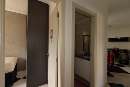 Apartamento à venda com 83m², 3 quartos e 2 vagasCorredor